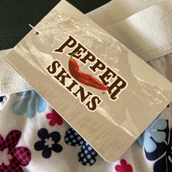 New XL Girls Pepper Skins Base Layer - Picture 2 of 5